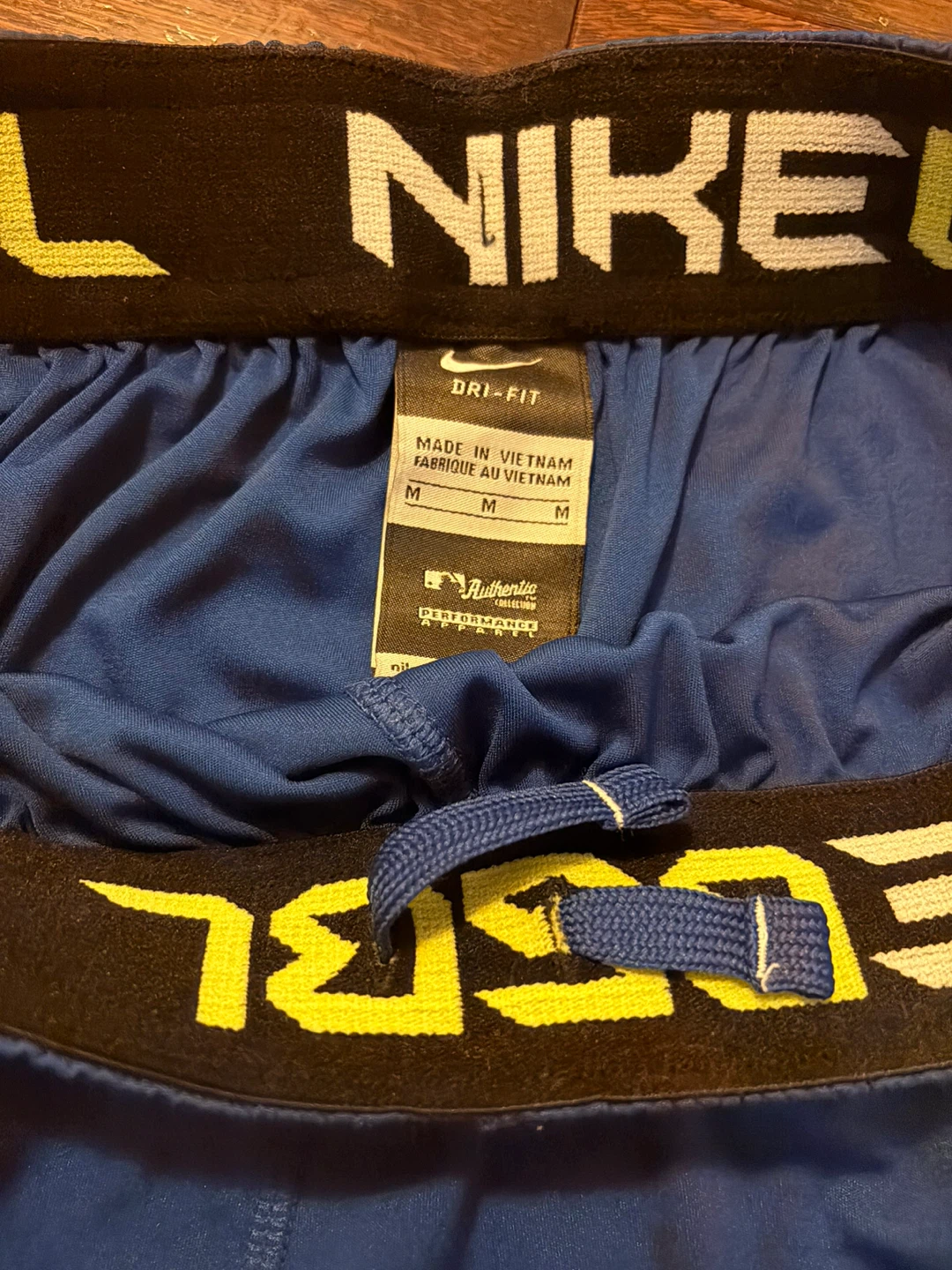 NEW: Men’s Nike Toronto Blue Jays Dri-Fit Athletic Shorts Size M - photo 2