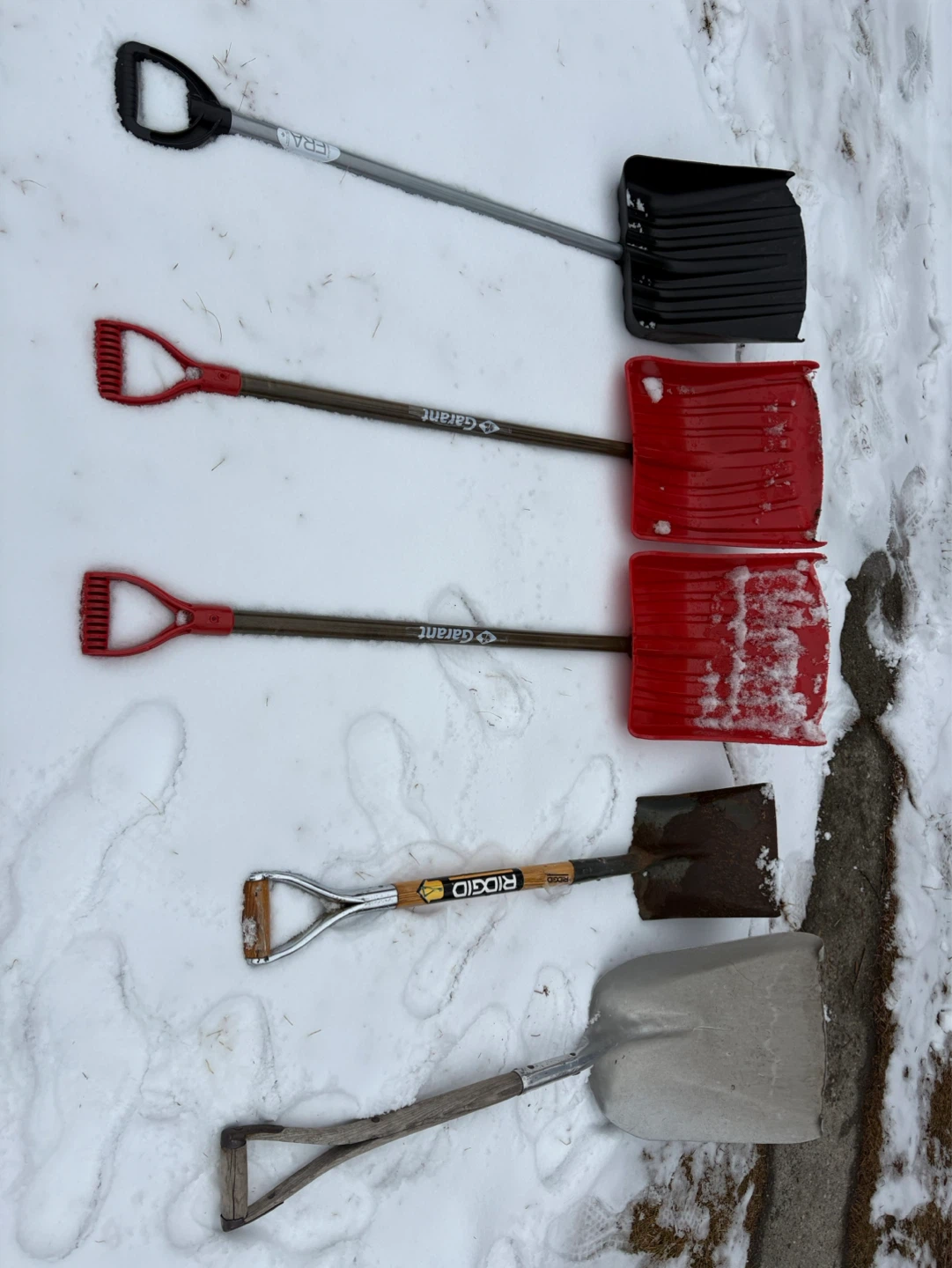 Snow Shovels - Garat, Ridgid, and FRAP