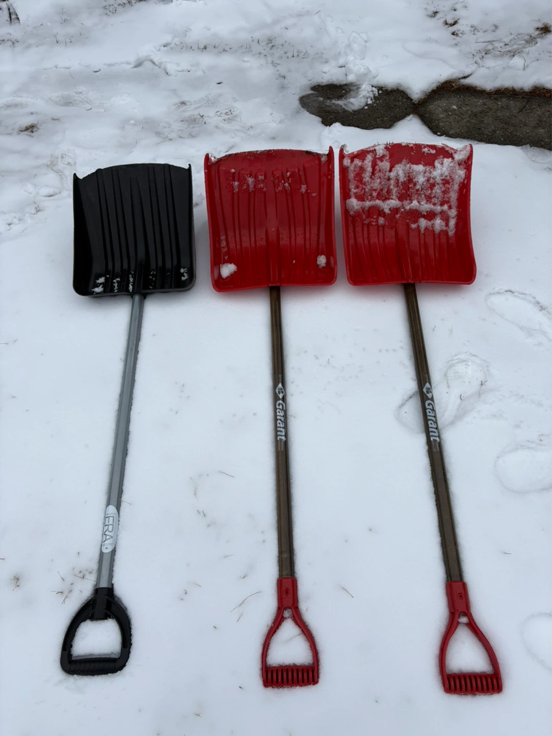 Snow Shovels - Garat, Ridgid, and FRAP - photo 3