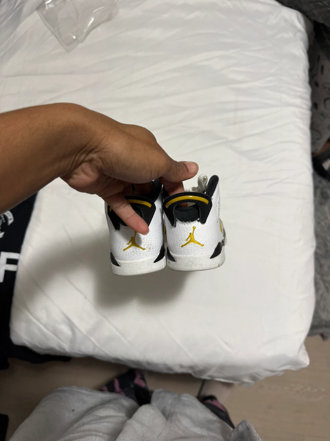 Jordan 6 Toddler Shoes White Yellow Black