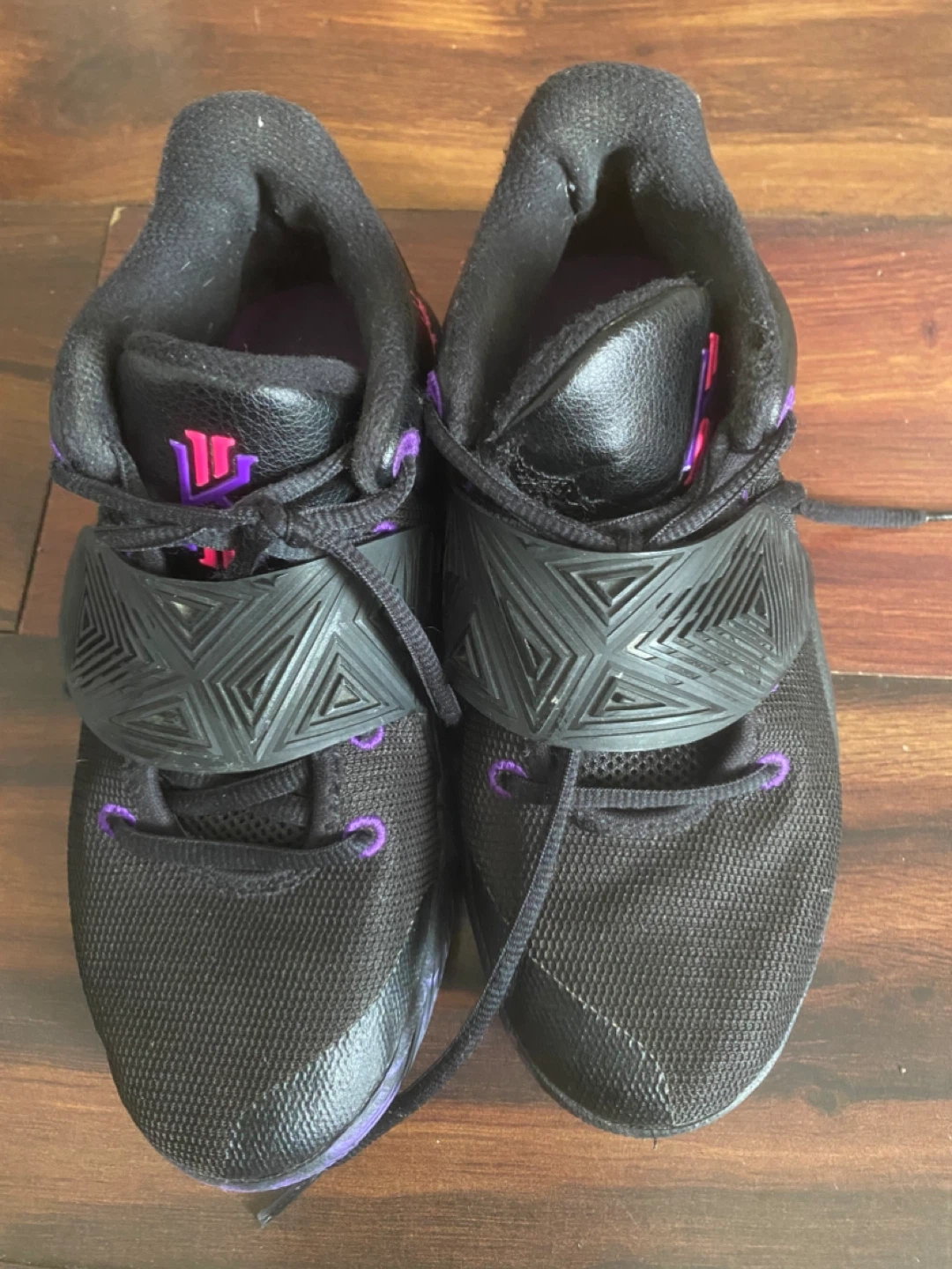 Nike Kyrie 3.5Youth Basketball Shoes Black/Purple Size 3.5Y - photo 2