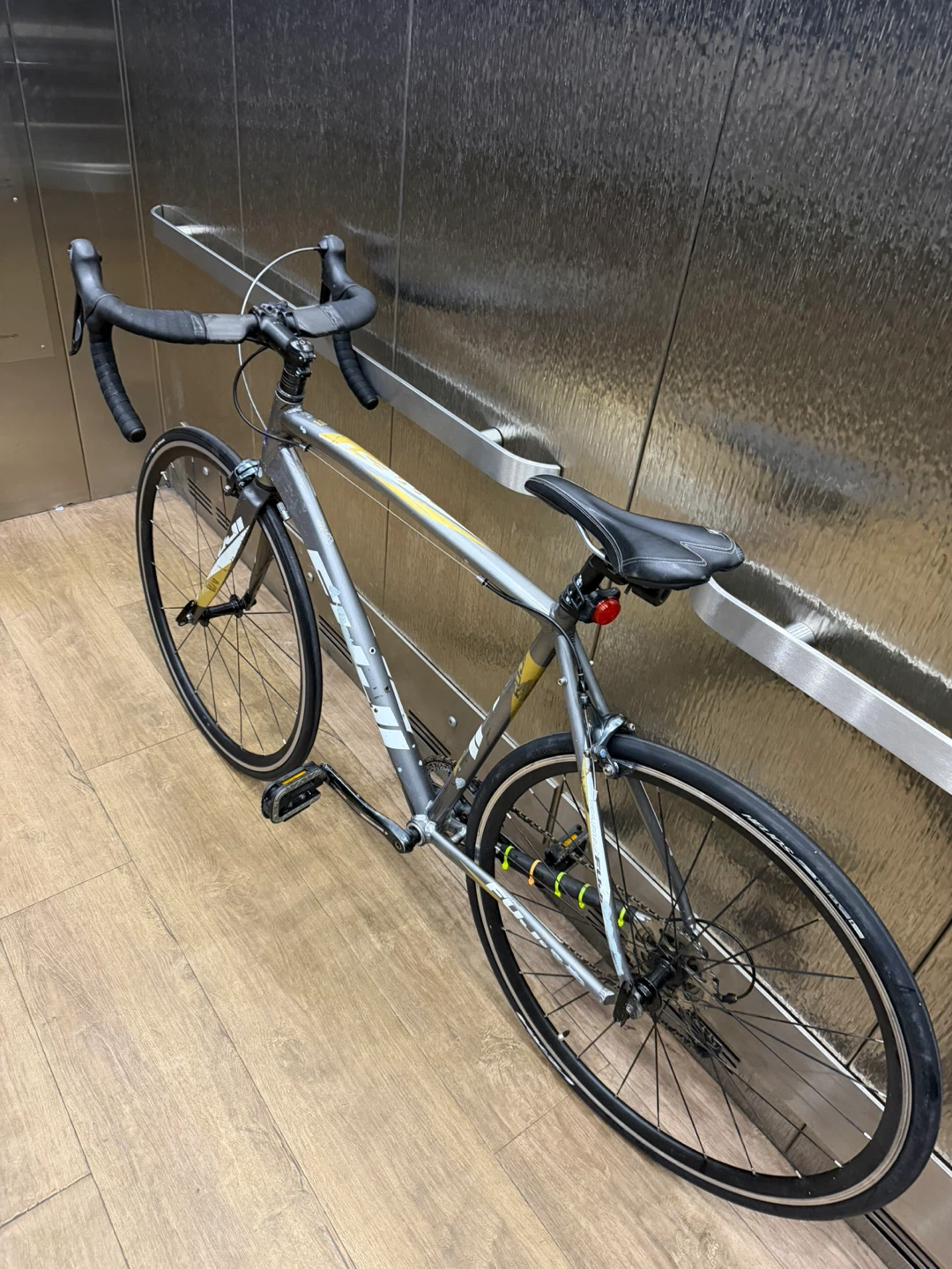 Fugi Road Bike - photo 4