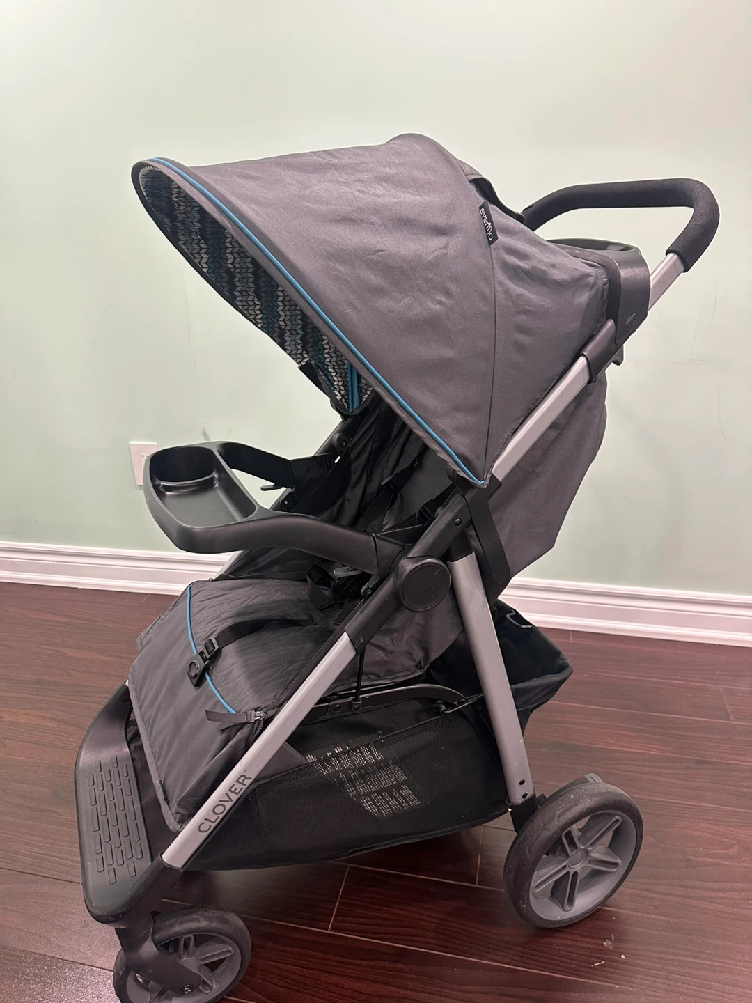 Excellent Evenflo carseat and stroller! - photo 2