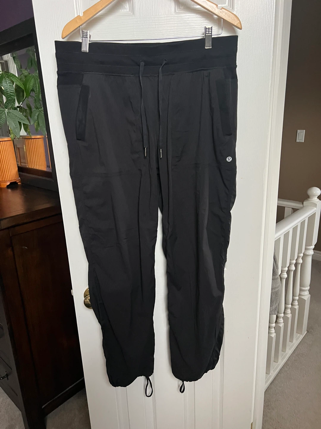 Size 12 lulu dance studio full length pants
