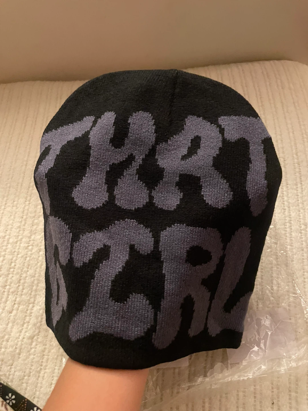 Black "That Girl" Beanie - photo 3