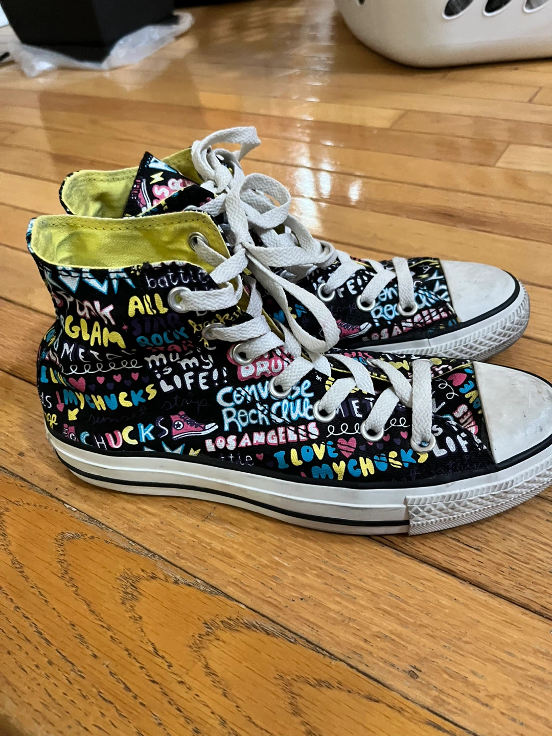 Converse All Star High Top Sneakers Size 5 - photo 3