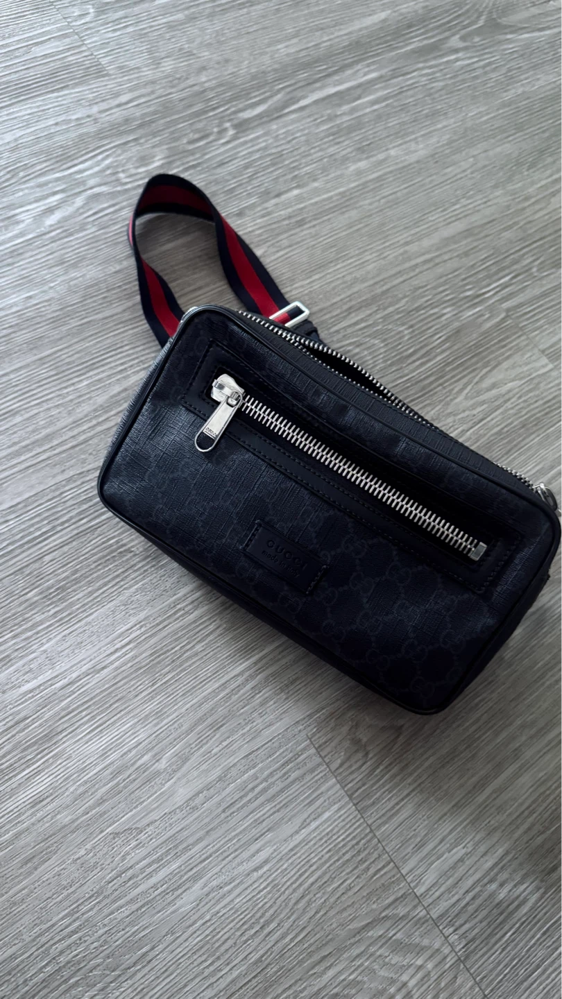 Gucci Black GG Supreme Monogram Belt Bag - photo 3