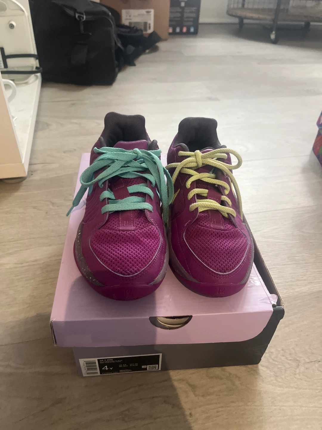 Nike Ja 2 stargazer size 4Y