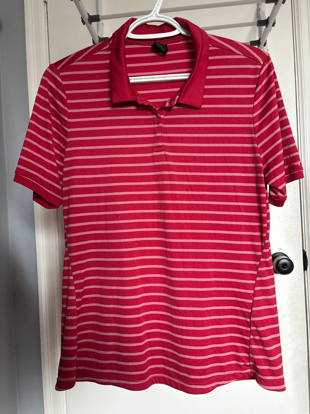 Women's Oakley Golf Shirts