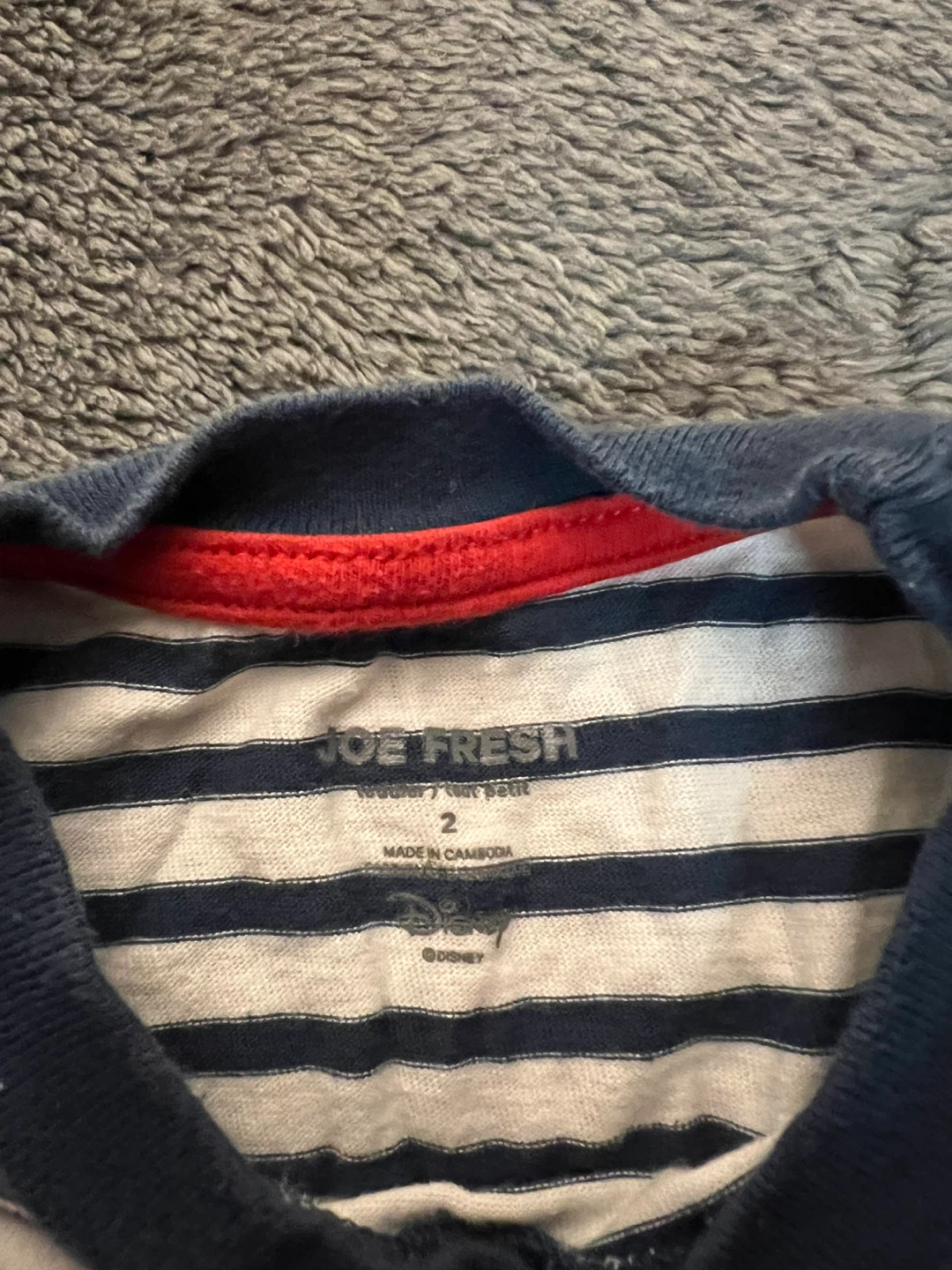 2T Outfit Bundle - Gap Jeans + Disney Joe Fresh Shirt - photo 3