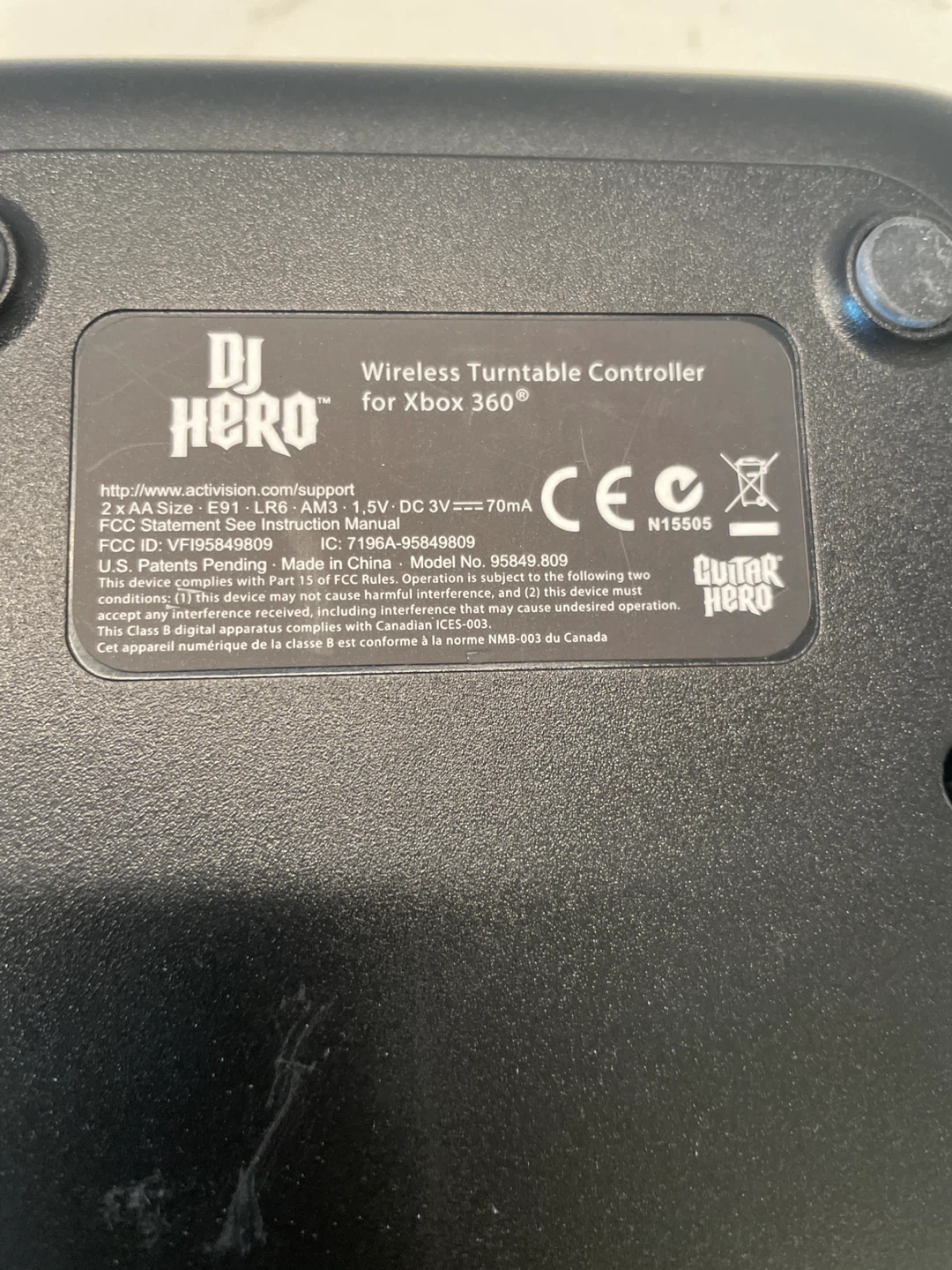 DJ Hero Wireless Turntable Controller for Xbox 360 - photo 3