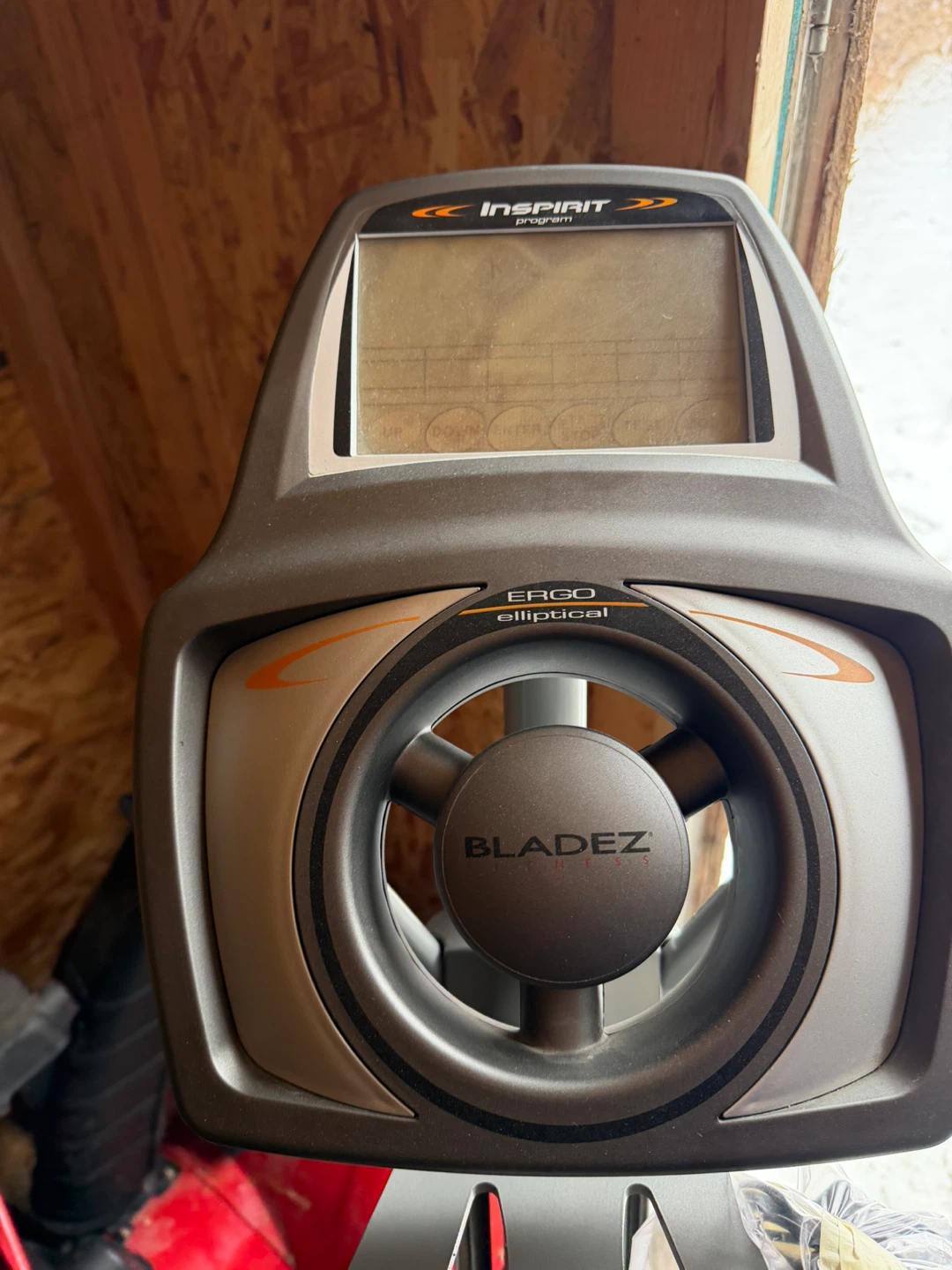 Inspirit ERGO Elliptical Trainer - photo 2