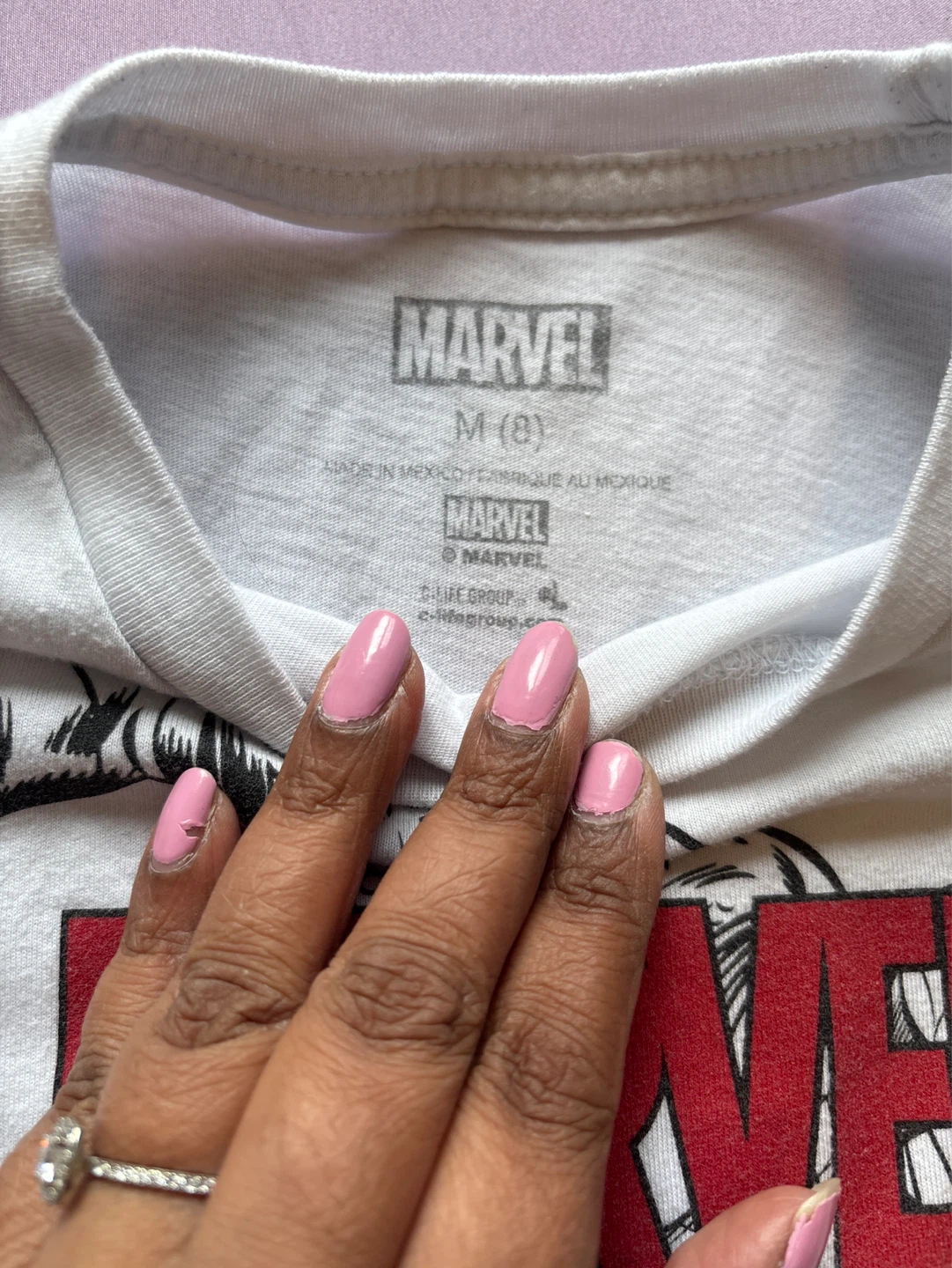 Marvel Avengers T-Shirt Size M (8) - photo 2