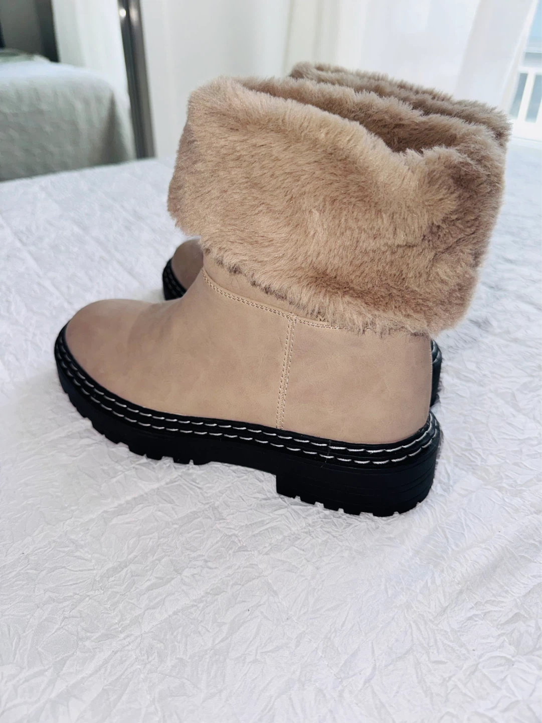 Beige Faux Fur Lined Boots - Size 6 - photo 2