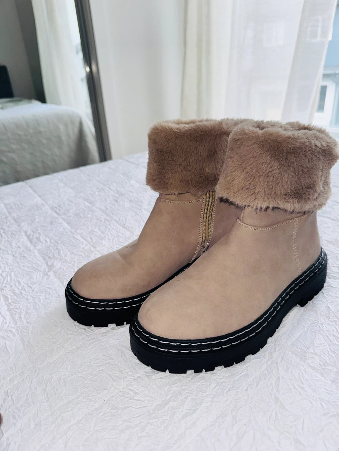 Beige Faux Fur Lined Boots - Size 6