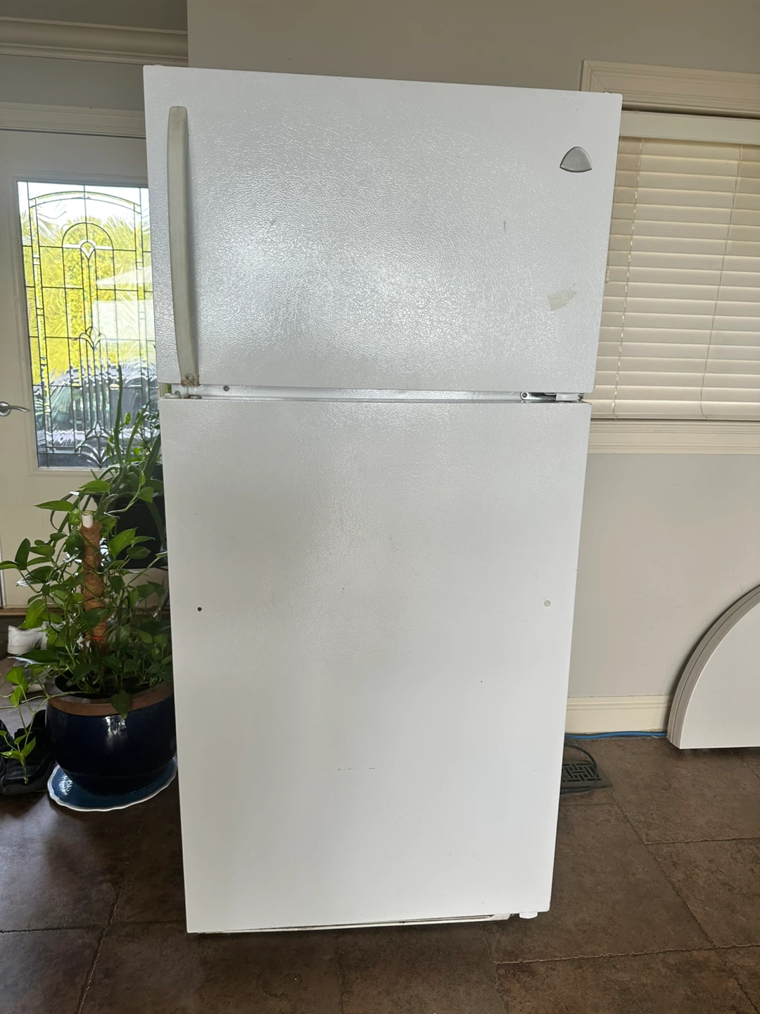 White Top-Freezer Refrigerator