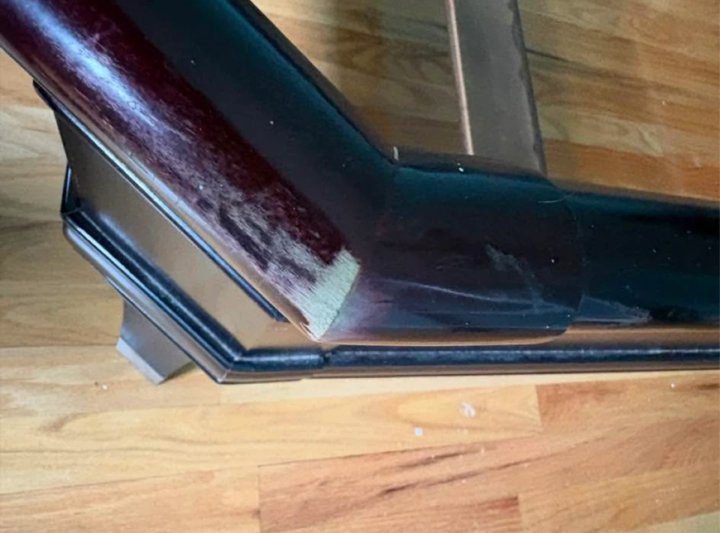 Queen size bed frame - photo 3