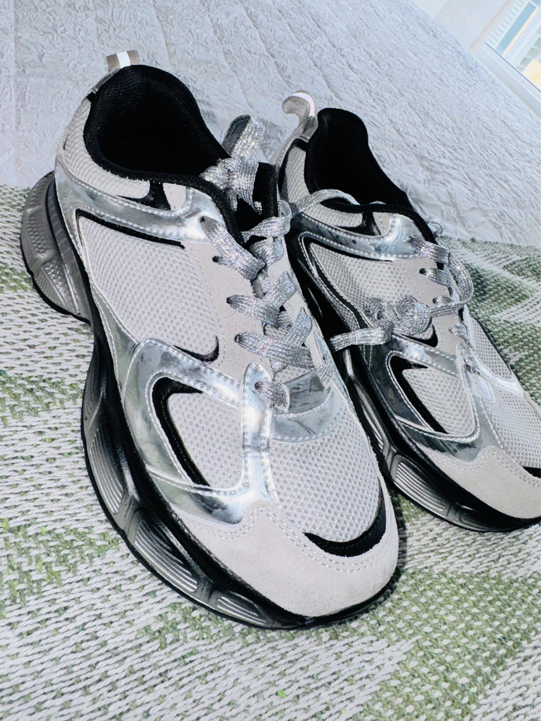 Women's Fashion Sneakers - Silver - photo 3