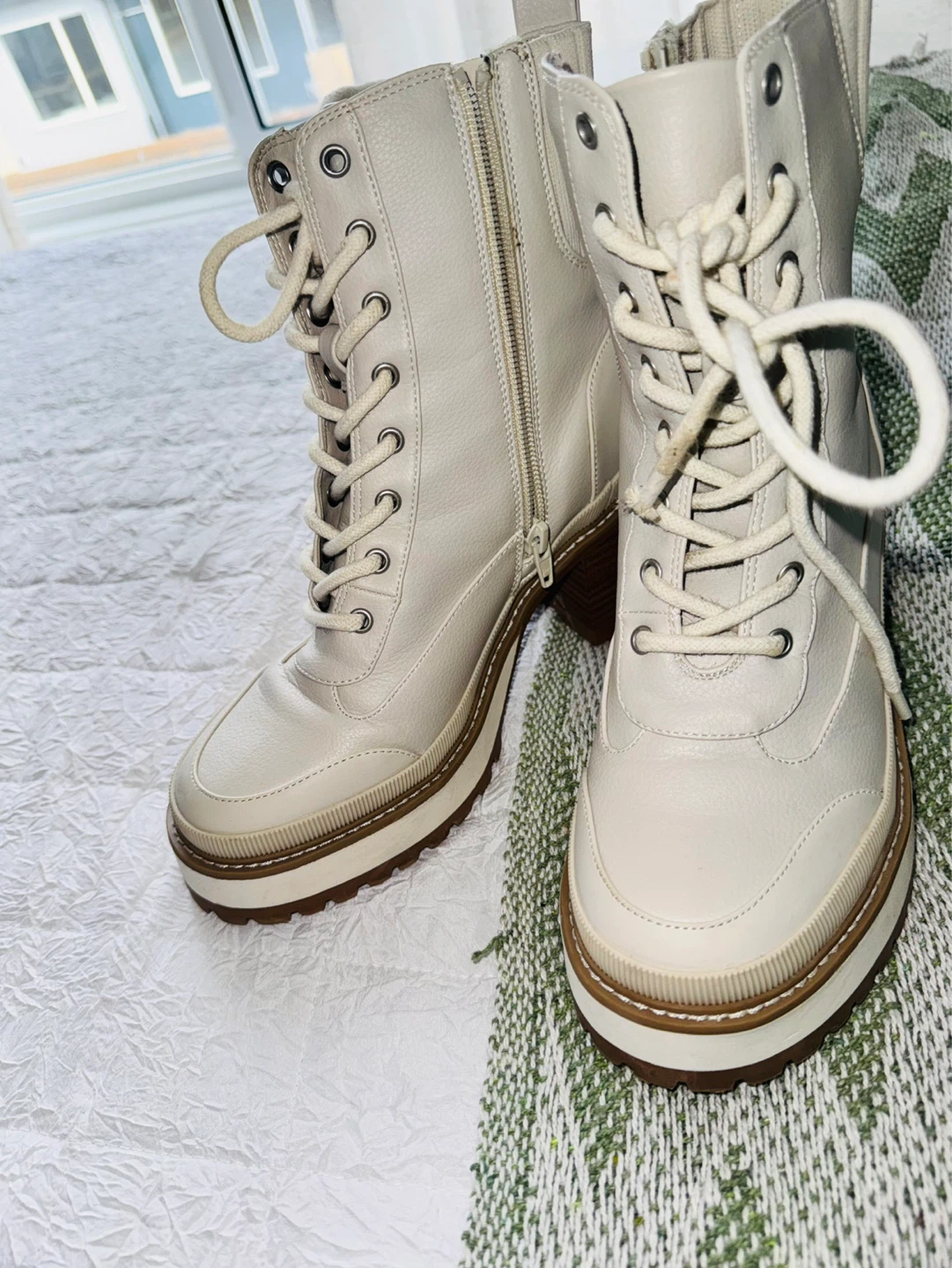 Madden NYC Cream Combat Boots - photo 2