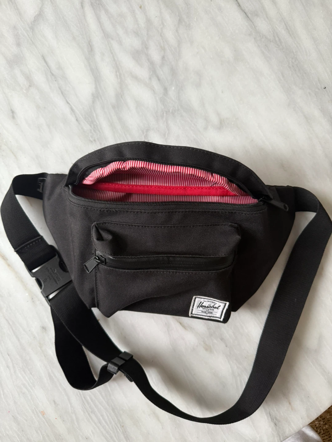 Herschel Black Fanny Pack - photo 2