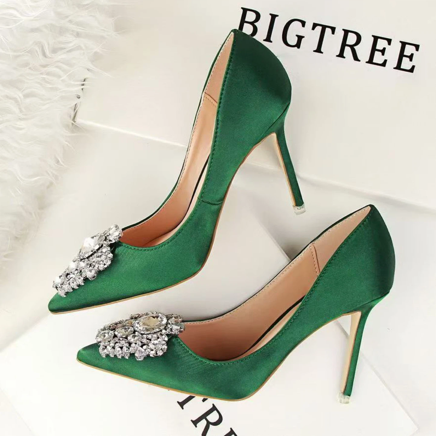 Women's Green Satin Pointed Toe Stiletto Heels - size 38