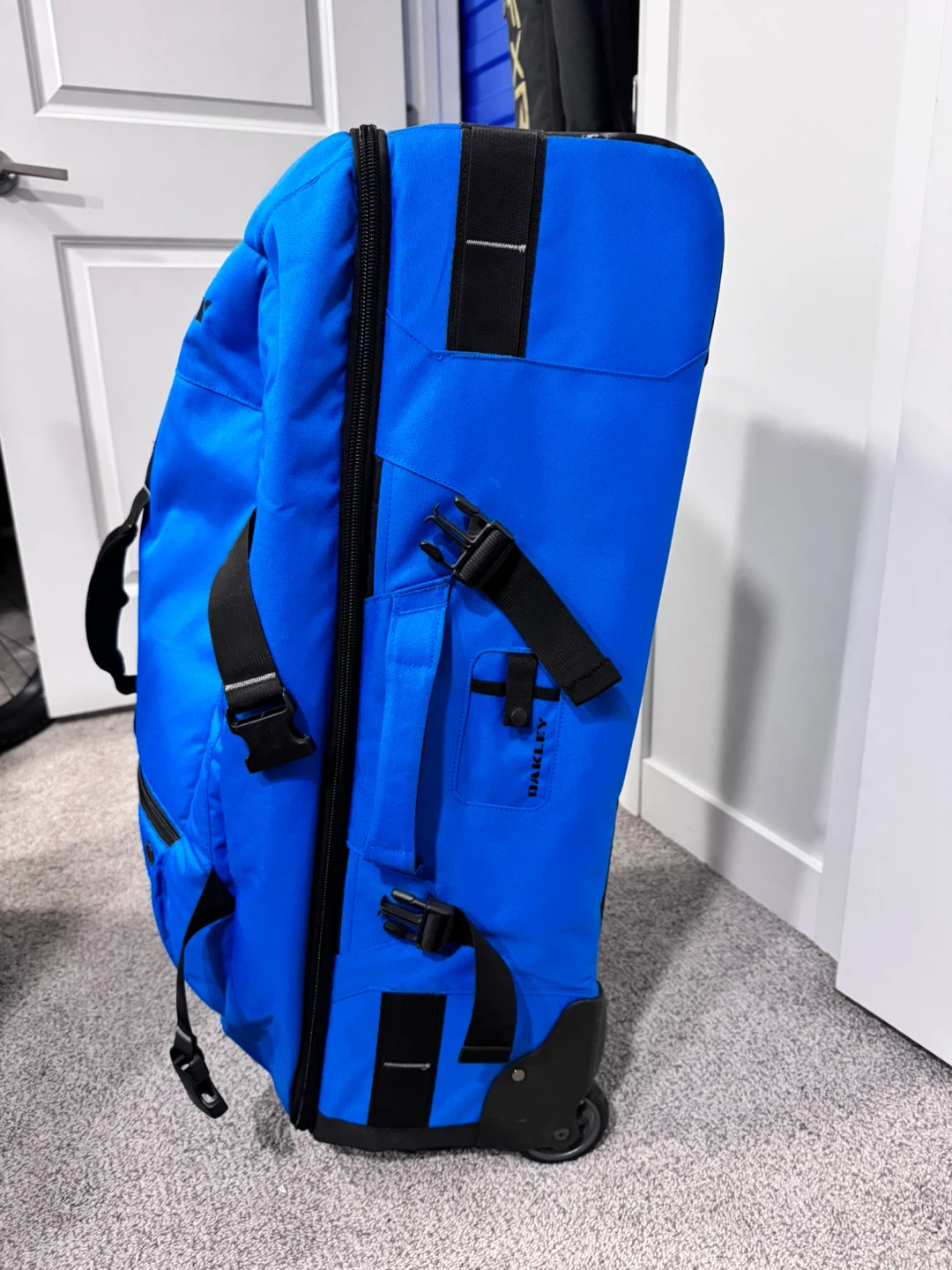 Oakley Blue Rolling Suitcase Travel Bag - photo 3