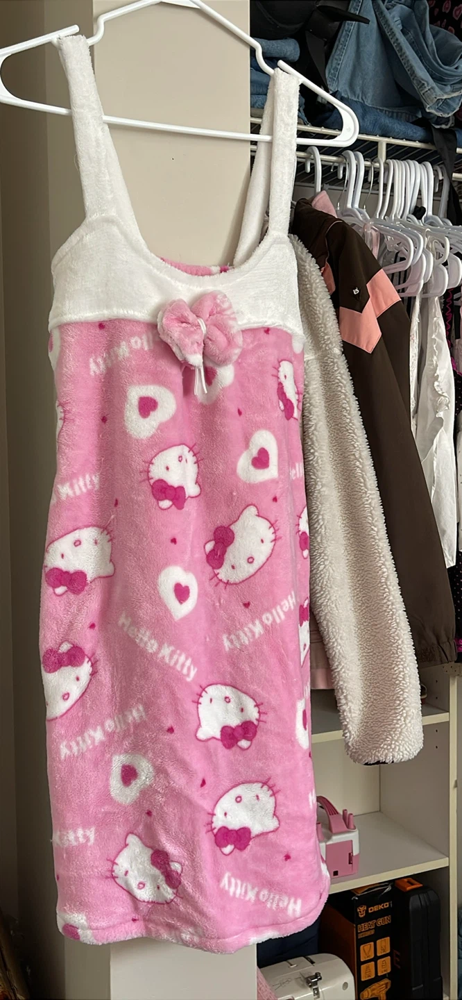 Hello Kitty Pink Plush Robe/Nightgown - photo 2