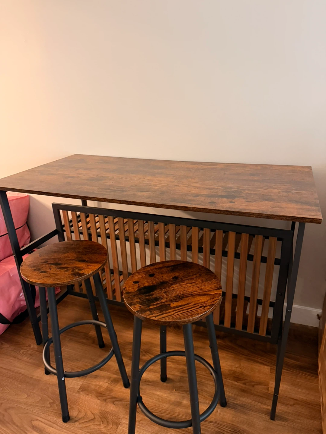 Table with stools
