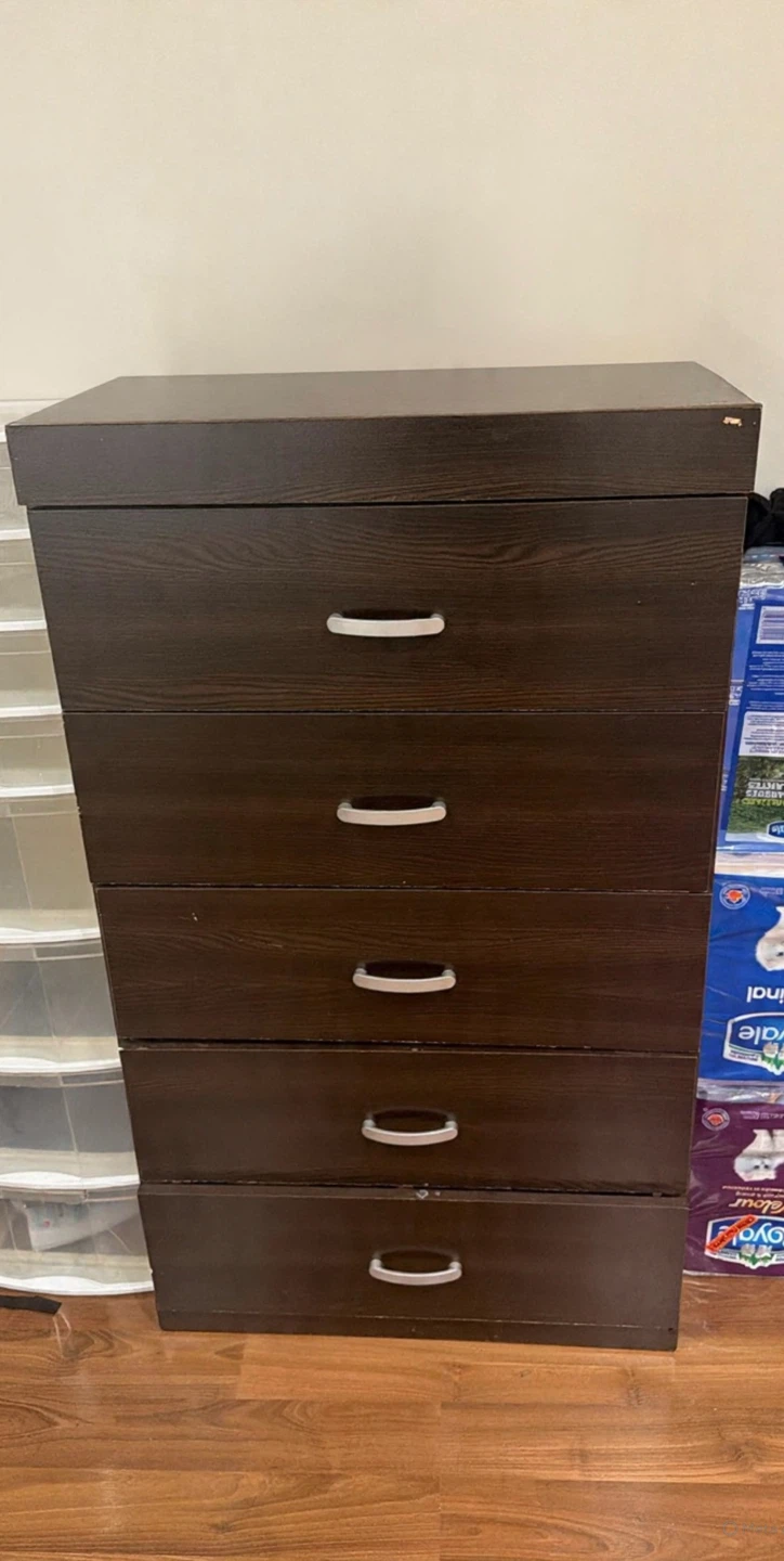 Dark Brown 5-Drawer Dresser