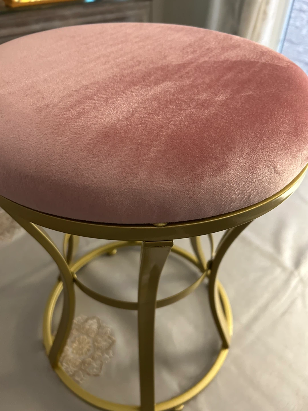 Pink Velvet Vanity Stool - Gold Metal Frame - photo 4