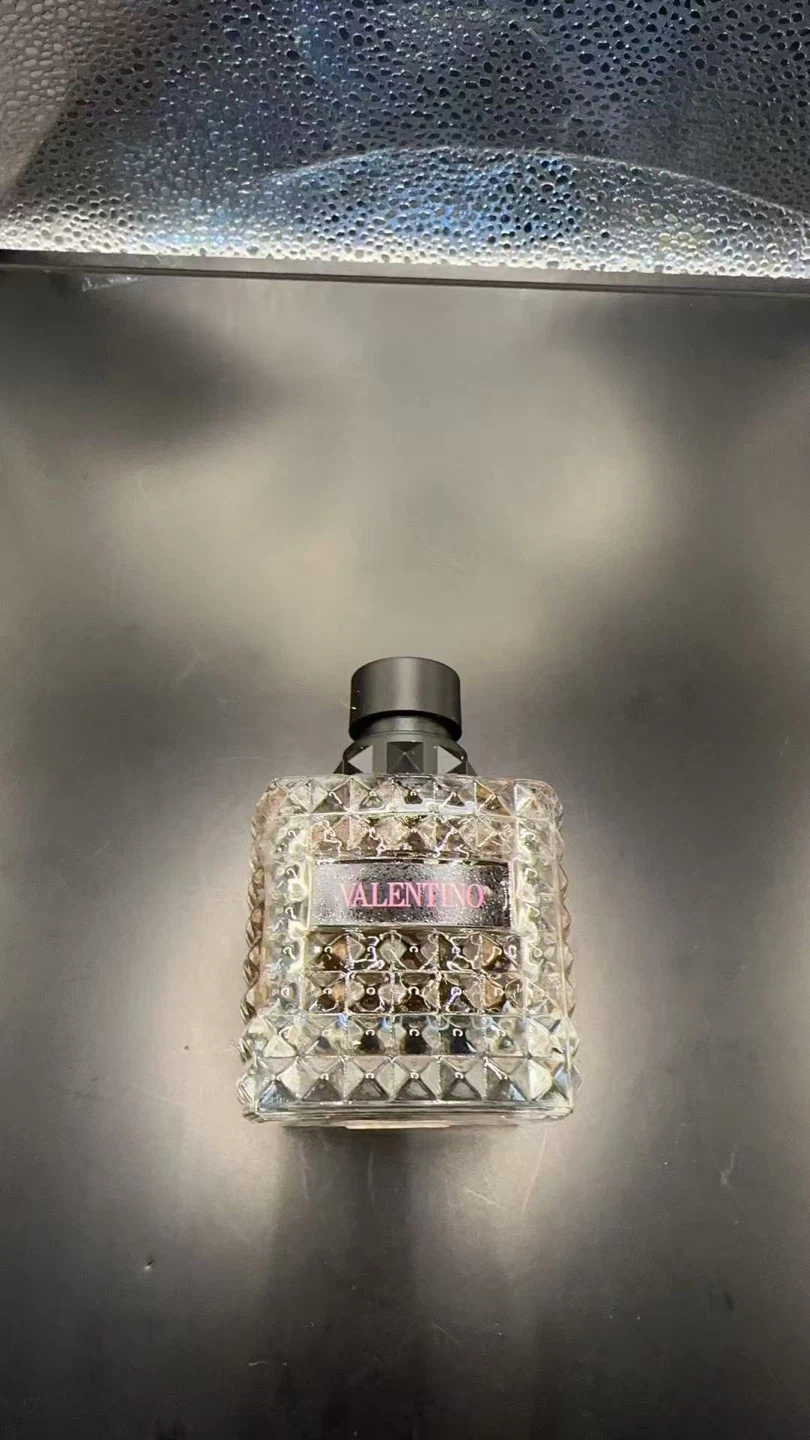 Valentino Donna Born In Roma Eau de Parfum 3.4 fl oz - photo 5
