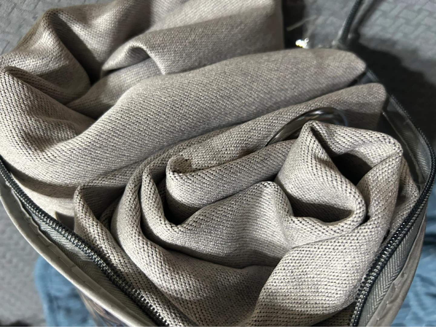 New black out Window 2 pcs grey curtains! - photo 4