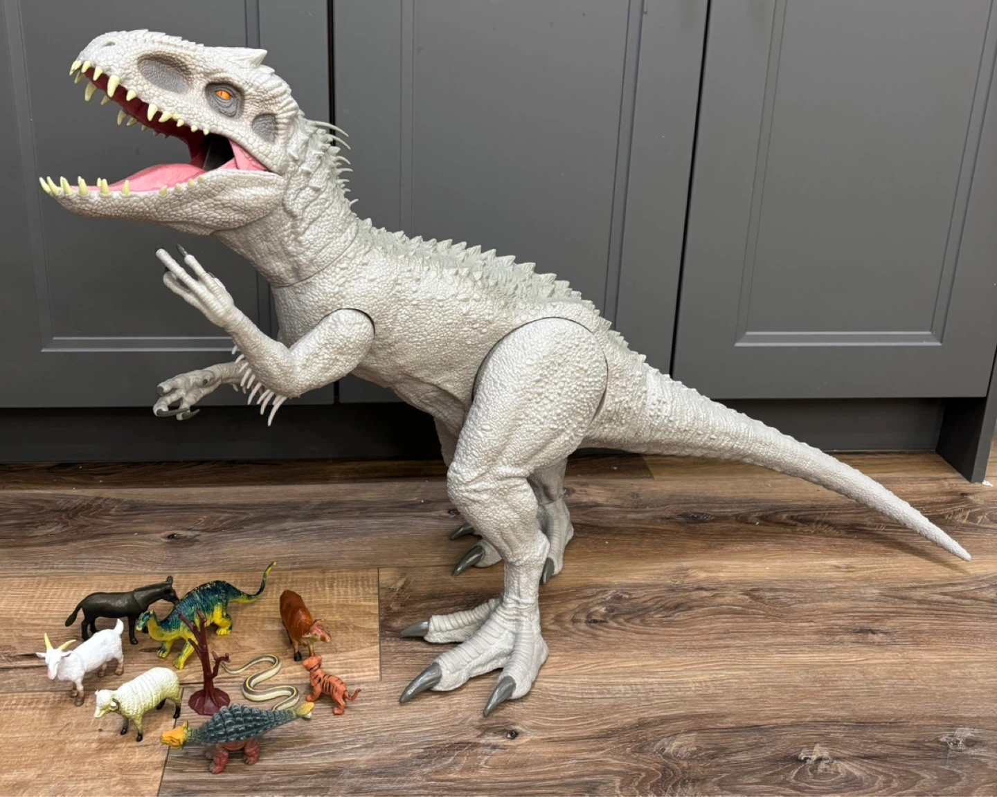 Jurassic World Indominus Rex Dinosaur Toy