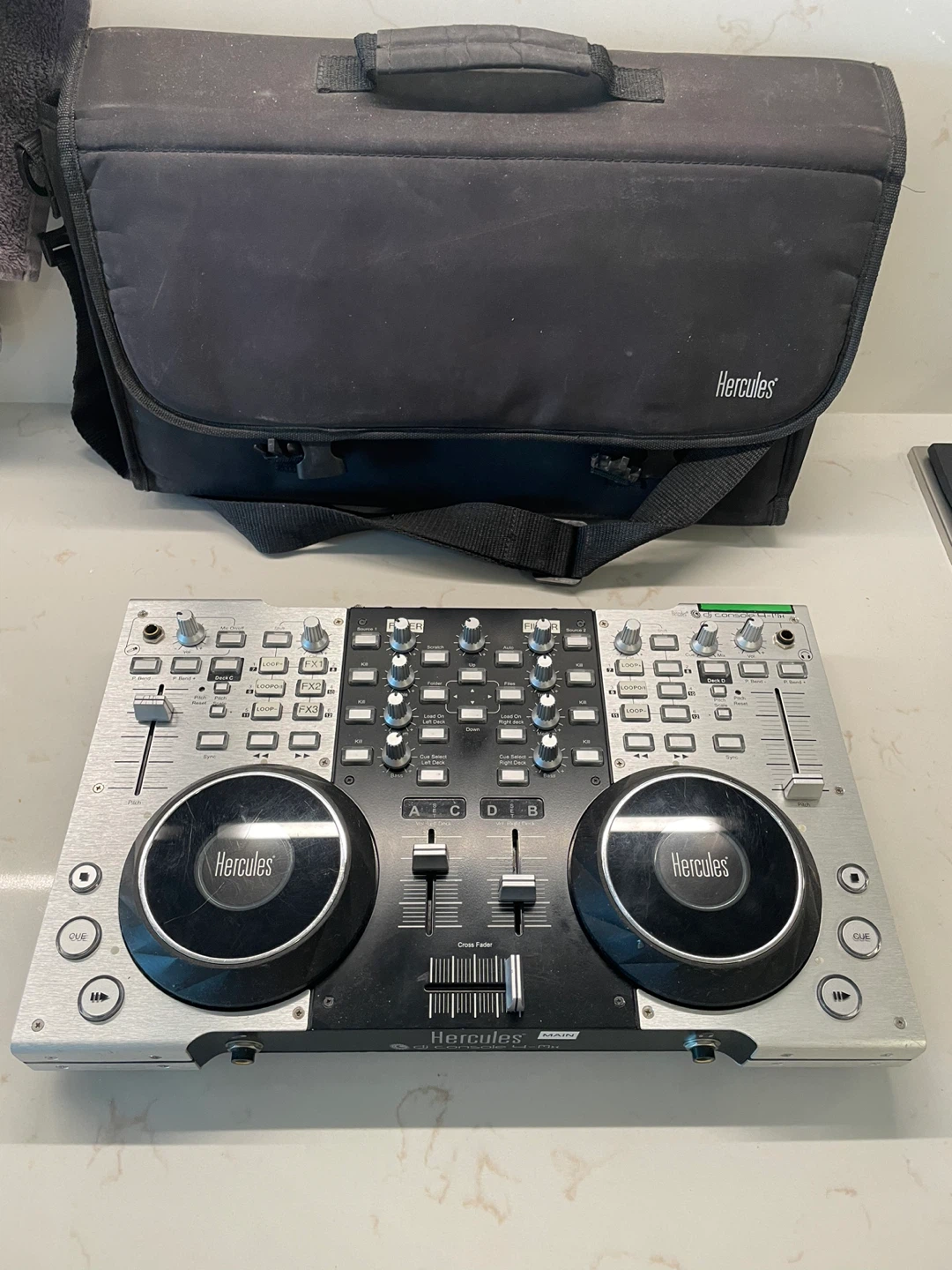 Hercules DJ Console 4-MX