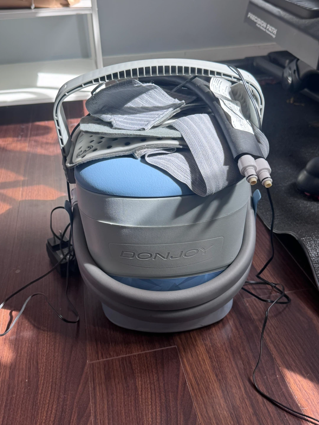 DonJoy Iceman Classic3 Shoulder Cold Therapy System - photo 4