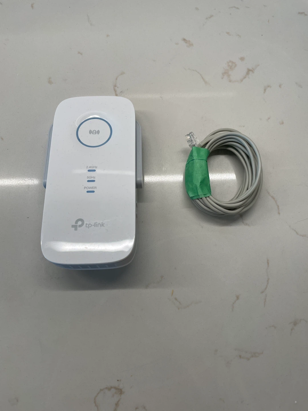 TP-Link AC1900 MU-MIMO Wi-Fi Range Extender RE550