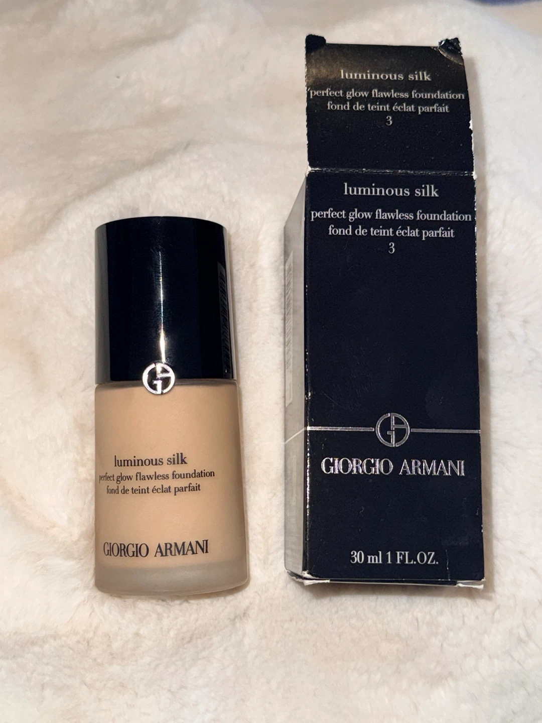 Giorgio Armani Luminous Silk Flawless Foundation