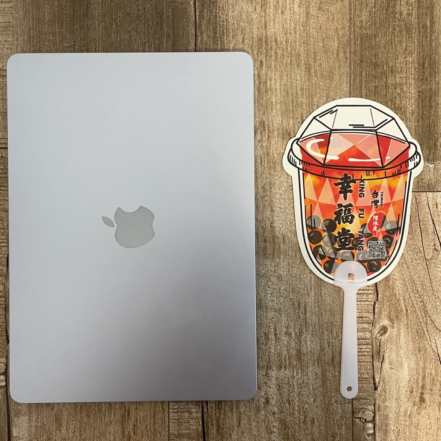 BRAND NEW 🥕 Taiwan Xing Fu Tang Bubble Tea Handheld Fan