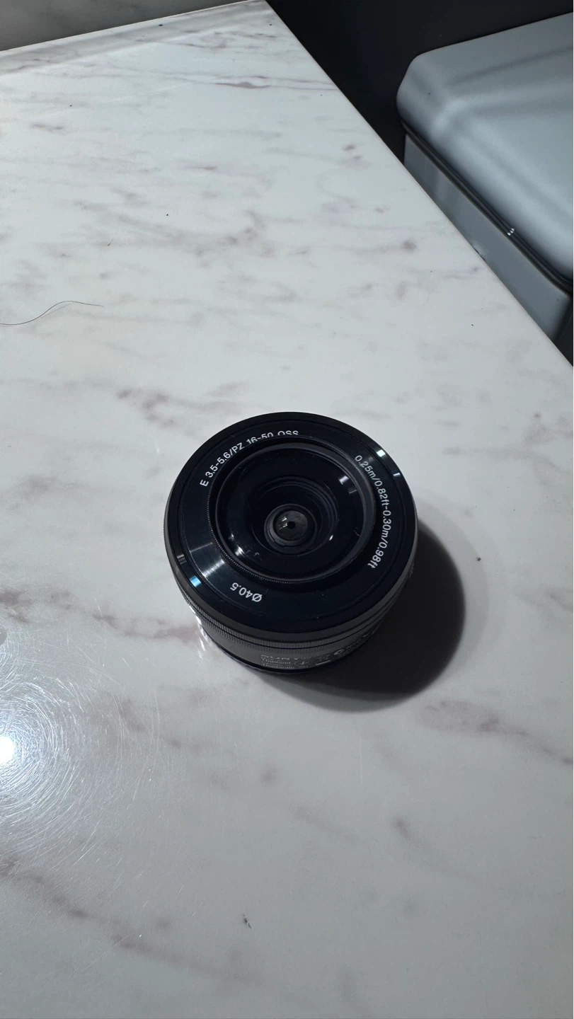 Sony 16-50mm kit lens - photo 3