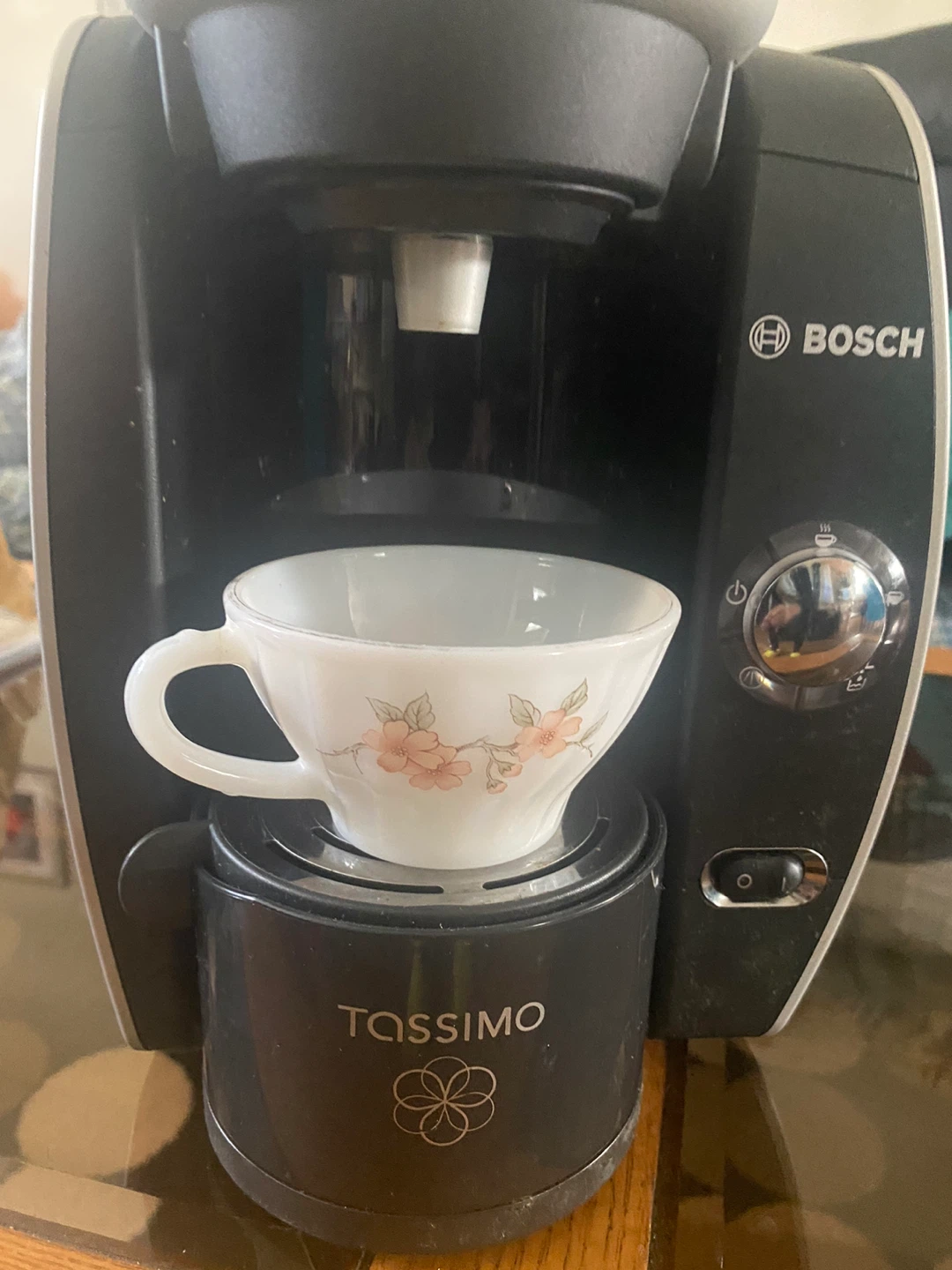 Bosch Tassimo Coffee Maker - photo 5