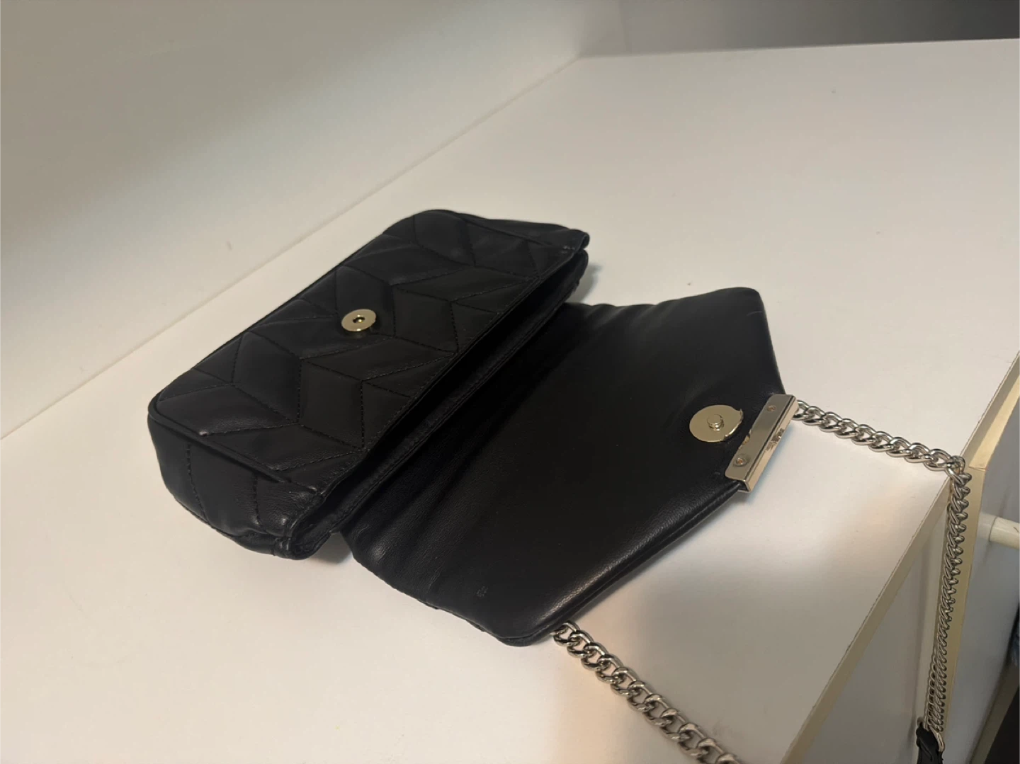 Black Quilted Crossbody Purse OS/TU - photo 5