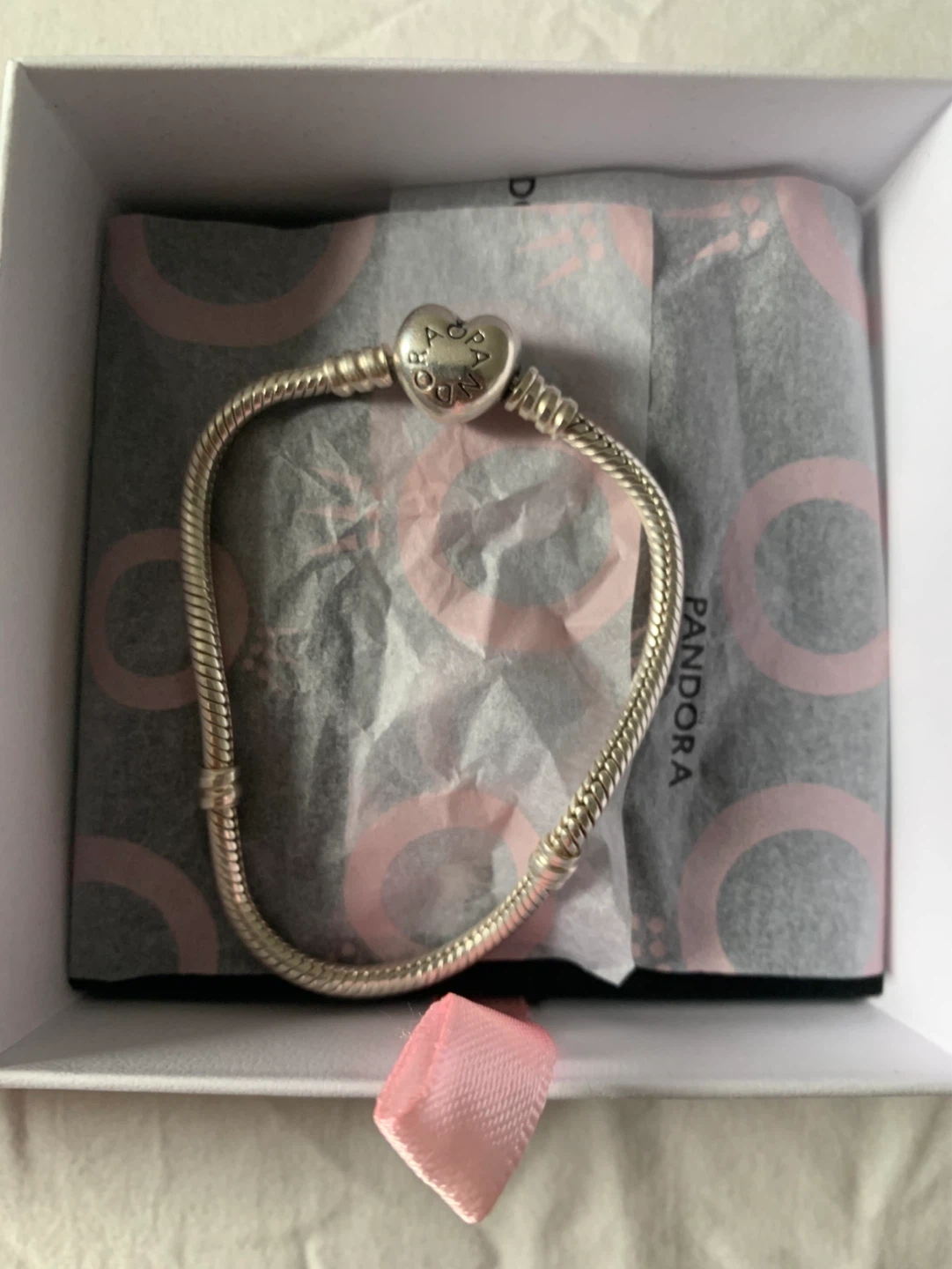 Authentic Pandora bracelet with heart clasp 💖 - photo 2