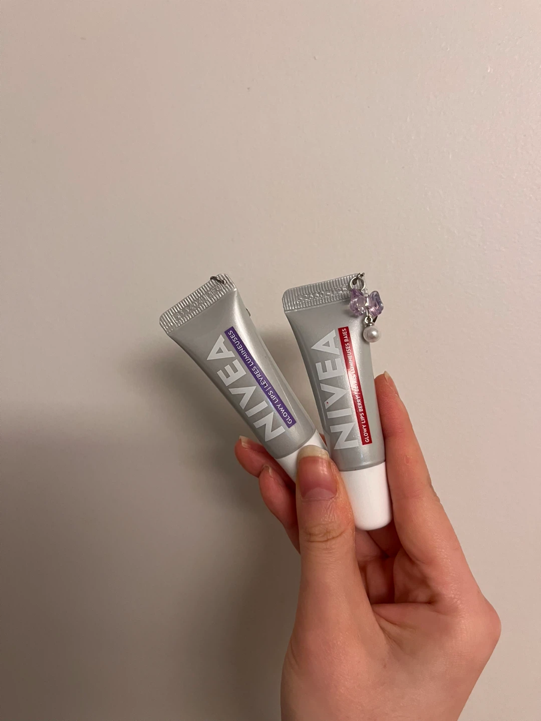 Nivea Glowy Lips Lip Balm 2-Pack