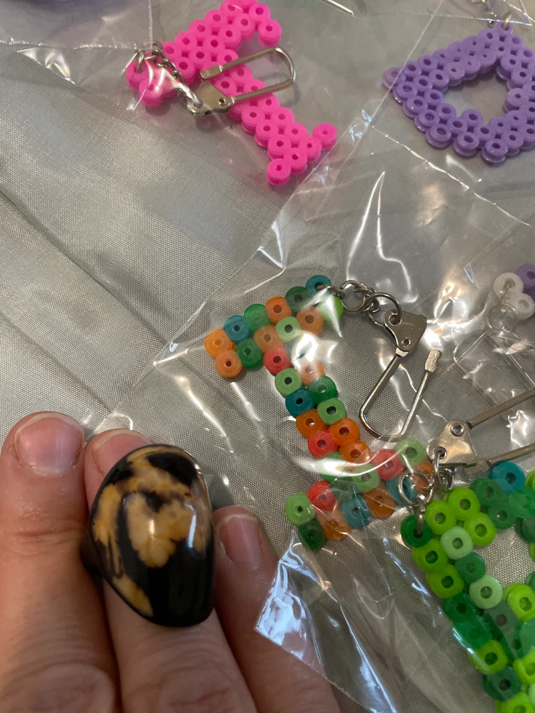 Assorted plastic Bead Keychains & Earrings - photo 3