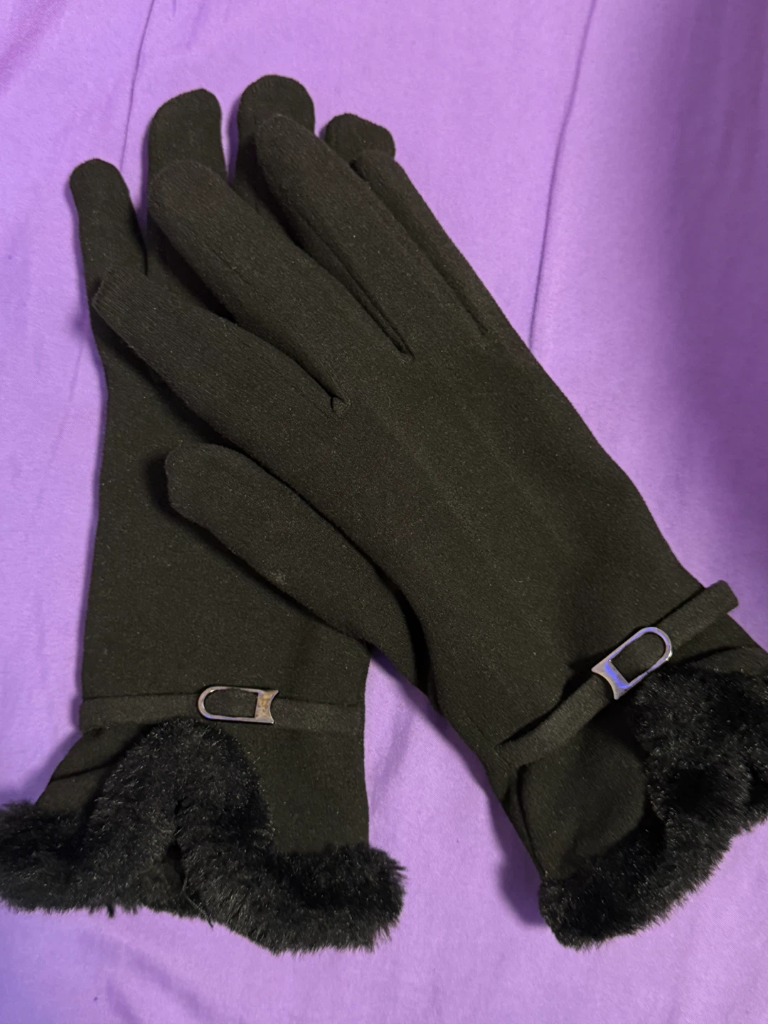 Black Faux-Fur Trim Winter Gloves – Excellent Condition! - photo 4