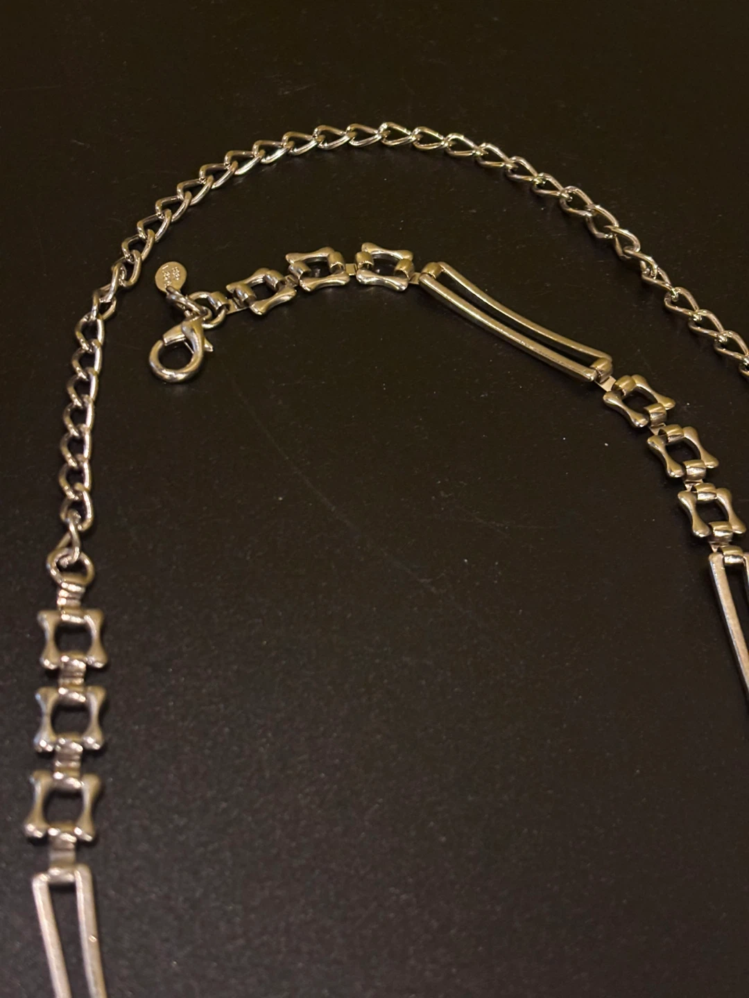 Silver Tone Chain Belt with Geometric Details - photo 2