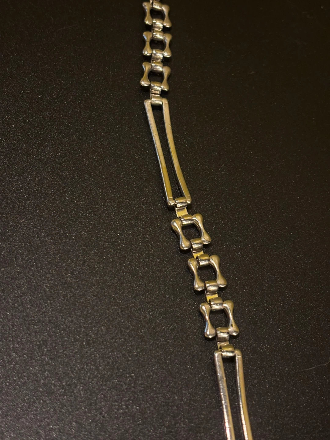 Silver Tone Chain Belt with Geometric Details - photo 4