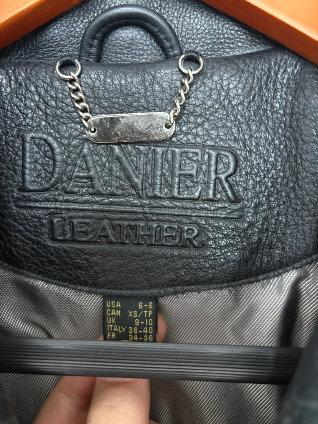 Danier Leather Jacket - photo 4