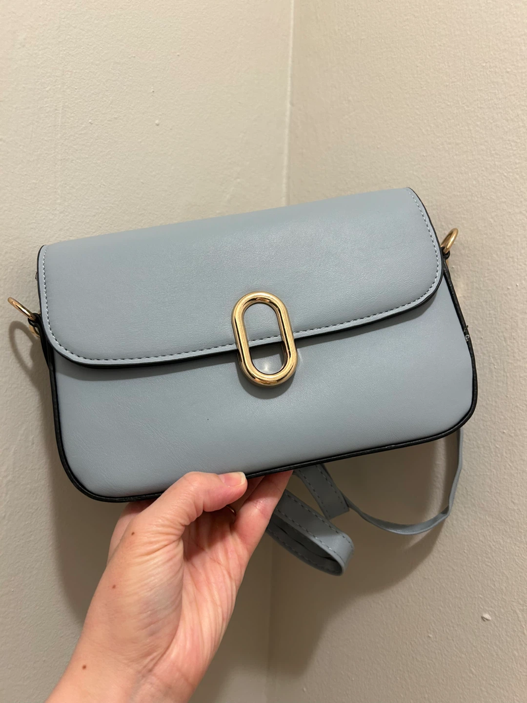 Light Blue Crossbody Bag with Gold Clasp