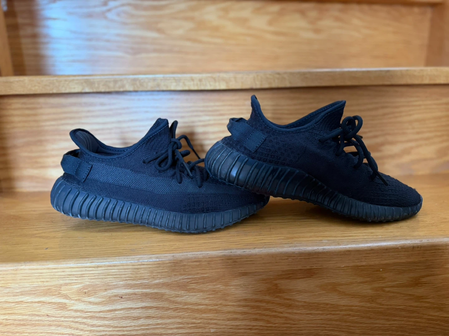 Adidas Yeezy Boost 350 V2 'Core Black' Sneakers - photo 2